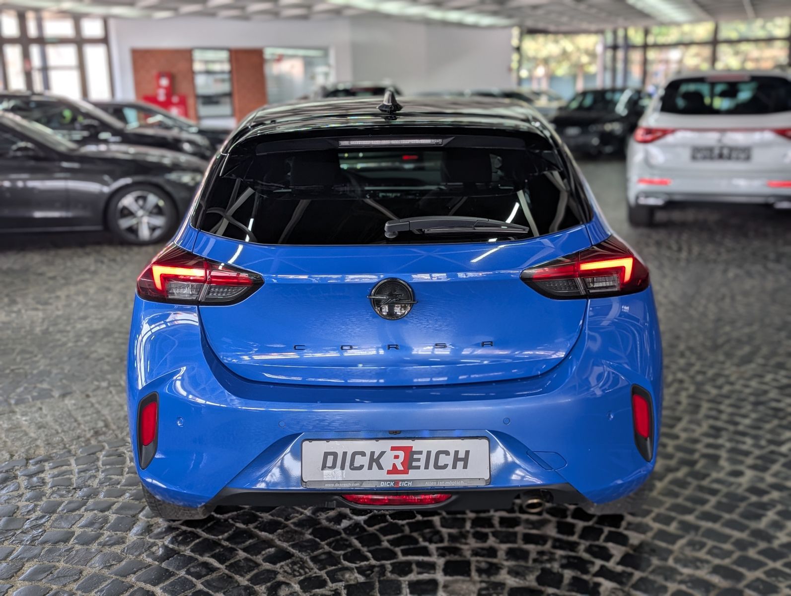 Fahrzeugabbildung Opel Corsa F GS TECH LED KAM SHZ VIRT APP BHL LM 16"