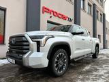 Toyota Tundra Crew Max Limited Hybrid Extra Lange - Toyota Tundra: Allradantrieb