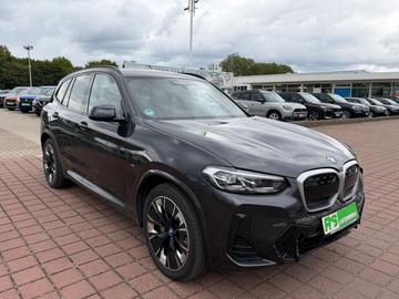 صورة 3 لـ 2024 BMW IX3