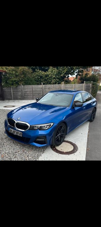 Image of BMW 330