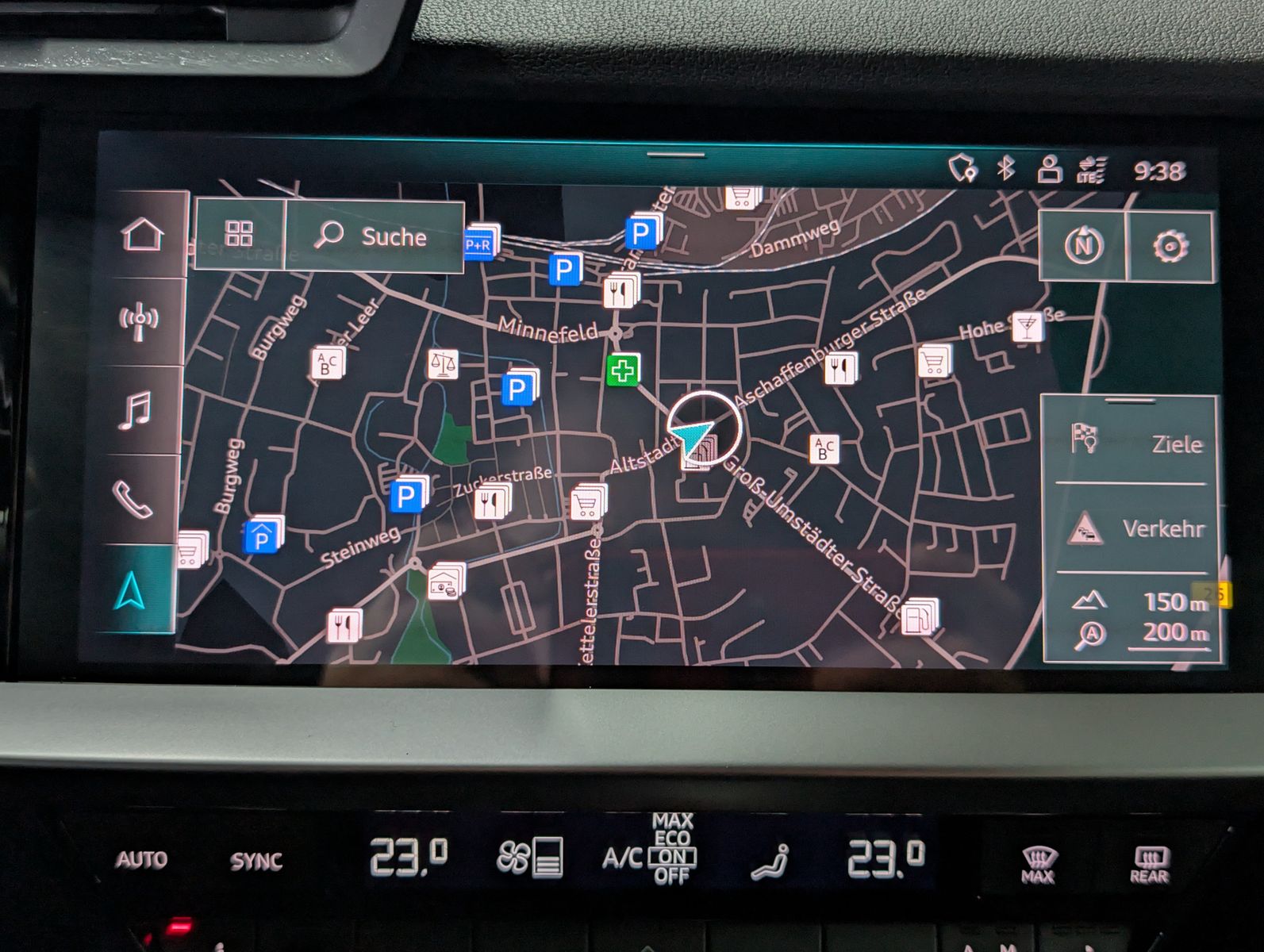 Fahrzeugabbildung Audi A3 30 TDI S-Line VIRT KAM LED SHZ APP NAVI 17"