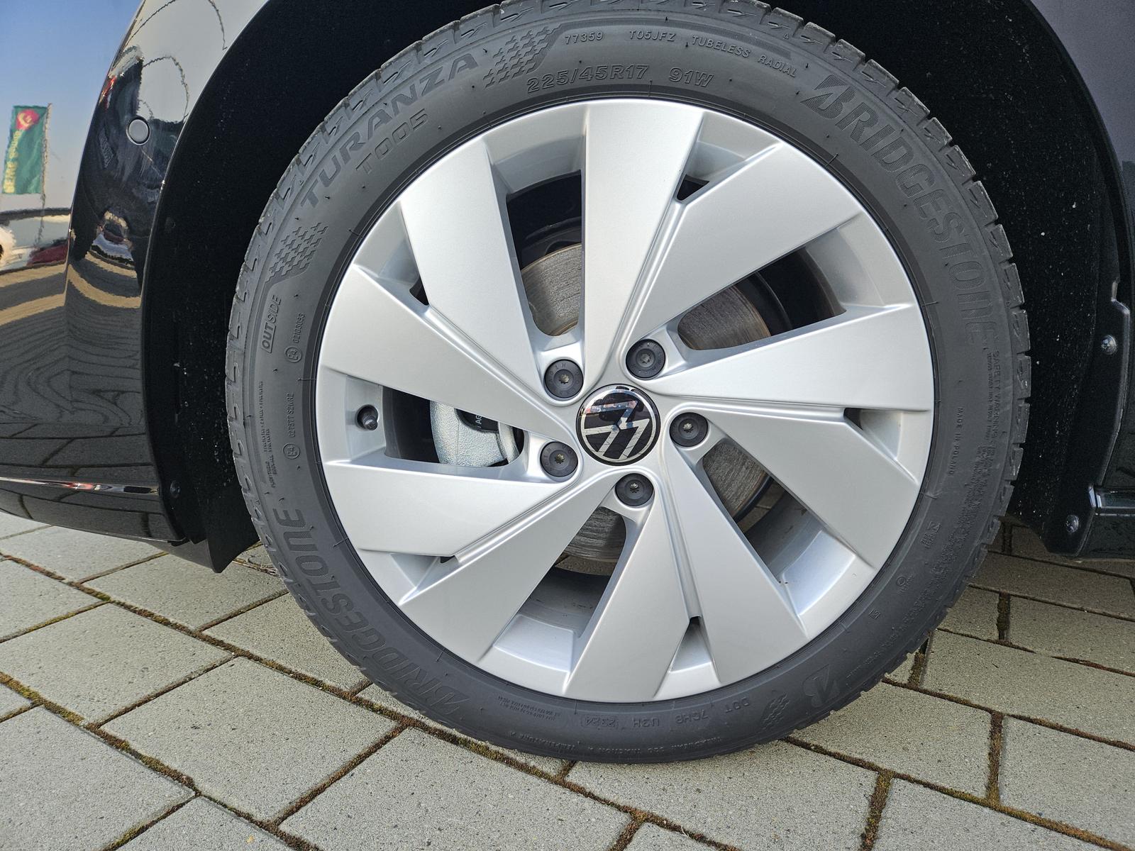 Volkswagen Golf 8 Life 4-türig 1.5 TSi Kamera Parkassist, миниатюра 15