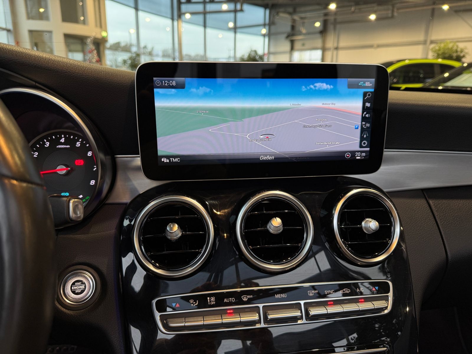 Fahrzeugabbildung Mercedes-Benz C 300 Cabrio AMG Line HUD LED RFK 18"