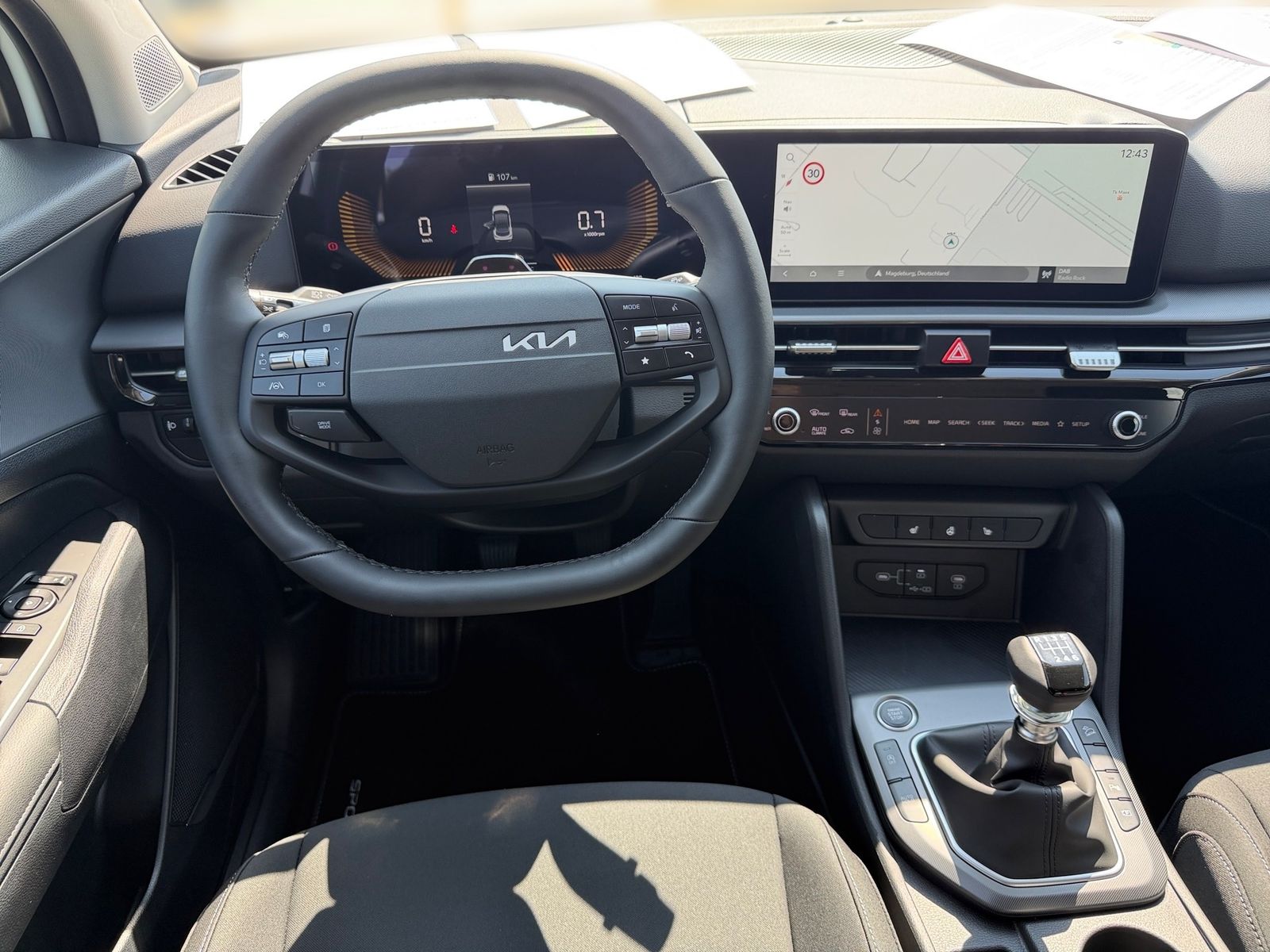 Fahrzeugabbildung Kia SPORTAGE 1.6T 2WD Vision KOM Facelift