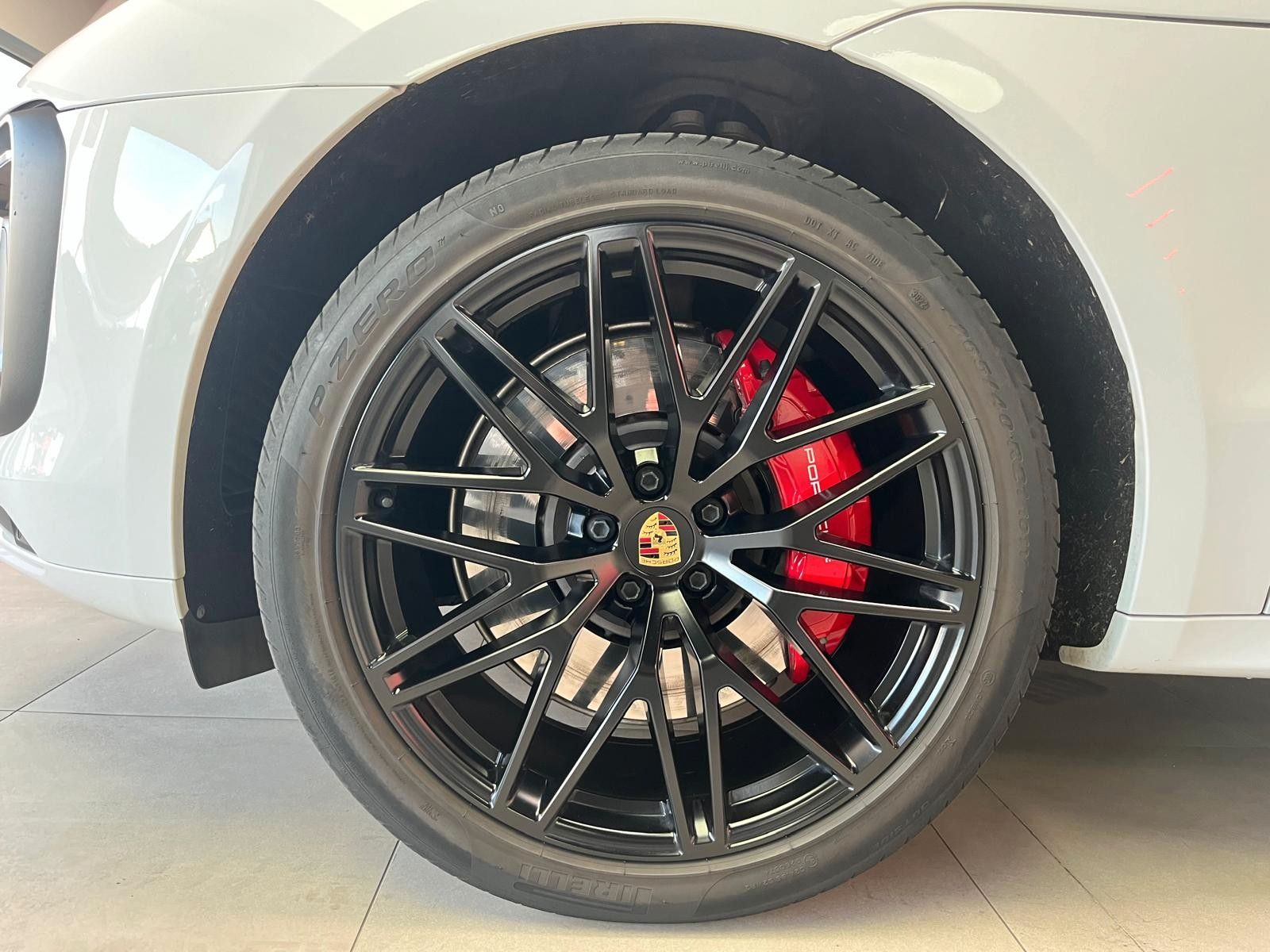 Fahrzeugabbildung Porsche Macan GTS*Chrono*Pano*360°*Luft*AHK*LED*Leder*