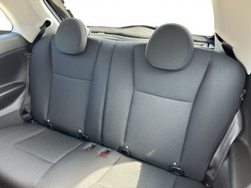 Fiat 500 1.0 Hybrid Icon SHZ ALU CARPLAY KAMERA