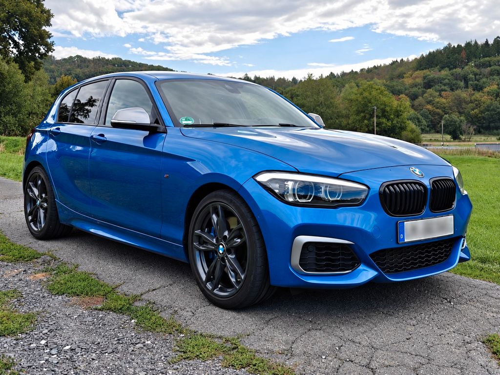 Image of BMW M140i