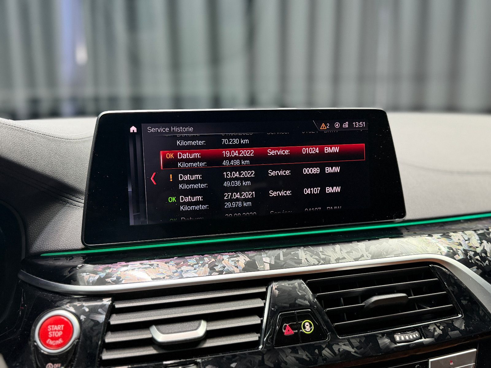 Fahrzeugabbildung BMW M5 Limousine|H&K|PANO|360°|M-DRIVERS|LCI