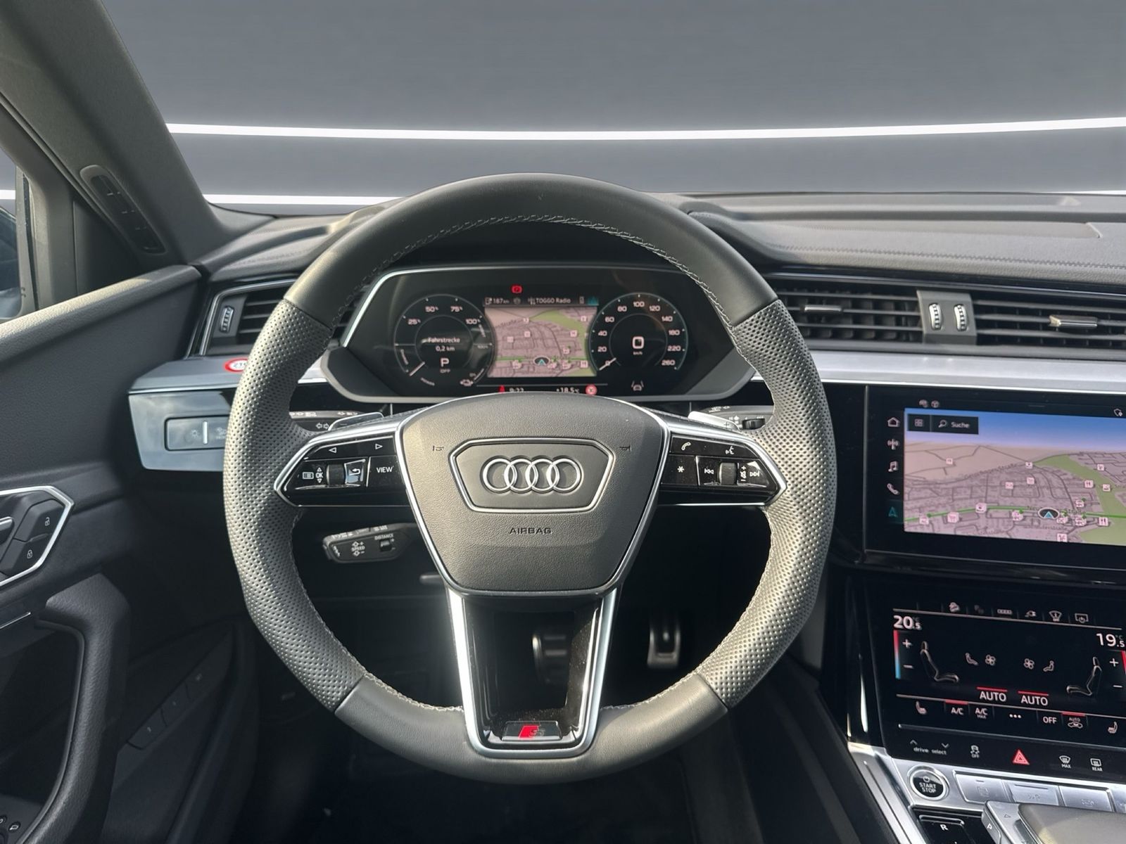 Audi Q8 e-tron - Bild 11