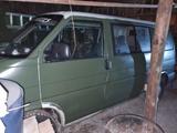 Volkswagen T4 - Volkswagen T4 andere: 9 Sitzer
