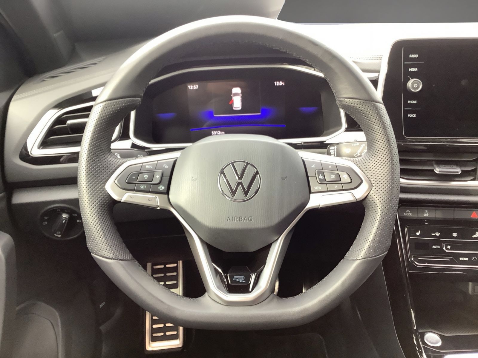 Volkswagen T-Roc - Bild 14
