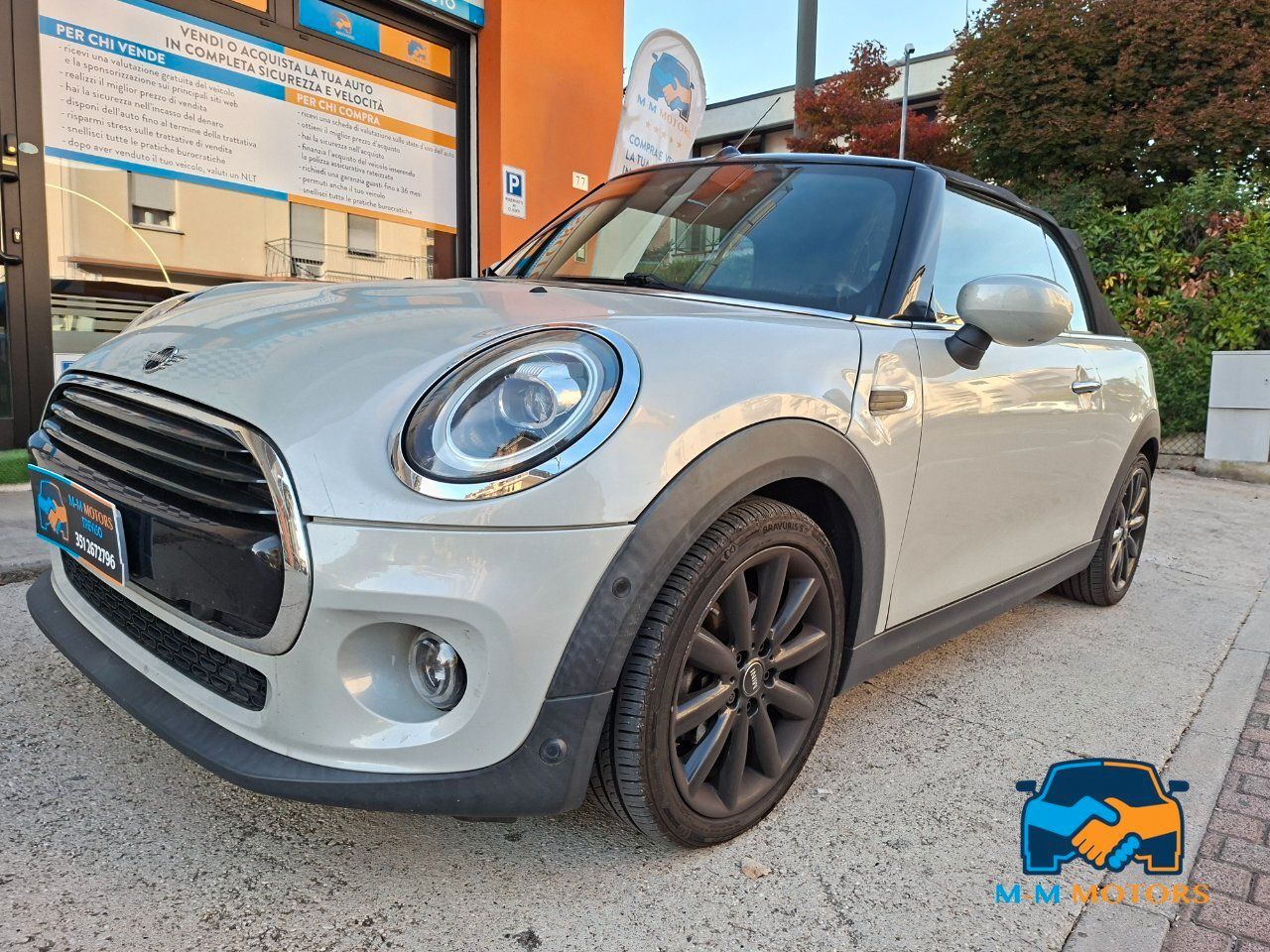 MINI Mini Cabrio Cooper Hype 1.5 Twin Power Turbo DCT imagem 3