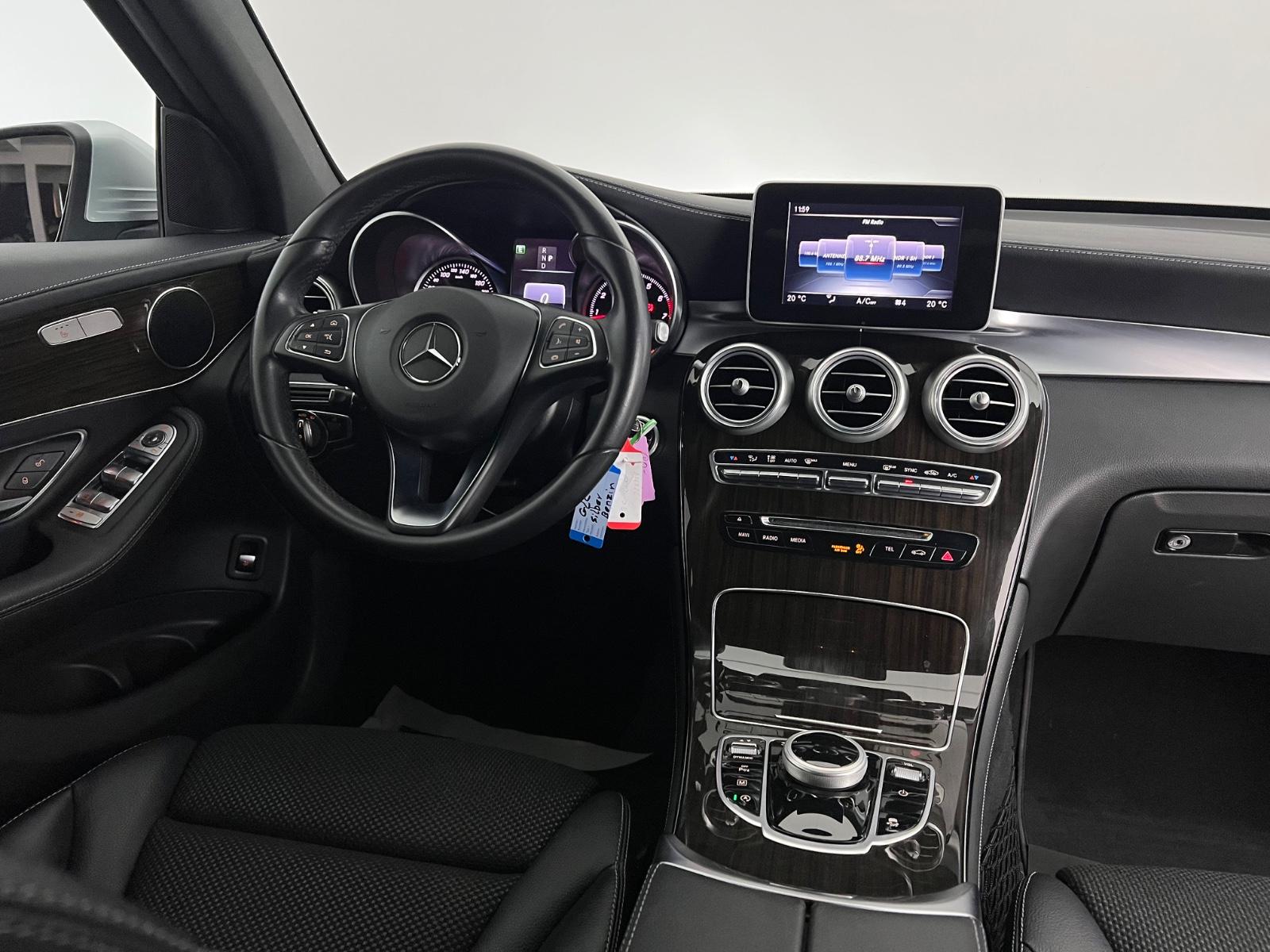 Mercedes-Benz GLC 250 4Matic / NUR 49.tKM / 2.HD / LED /