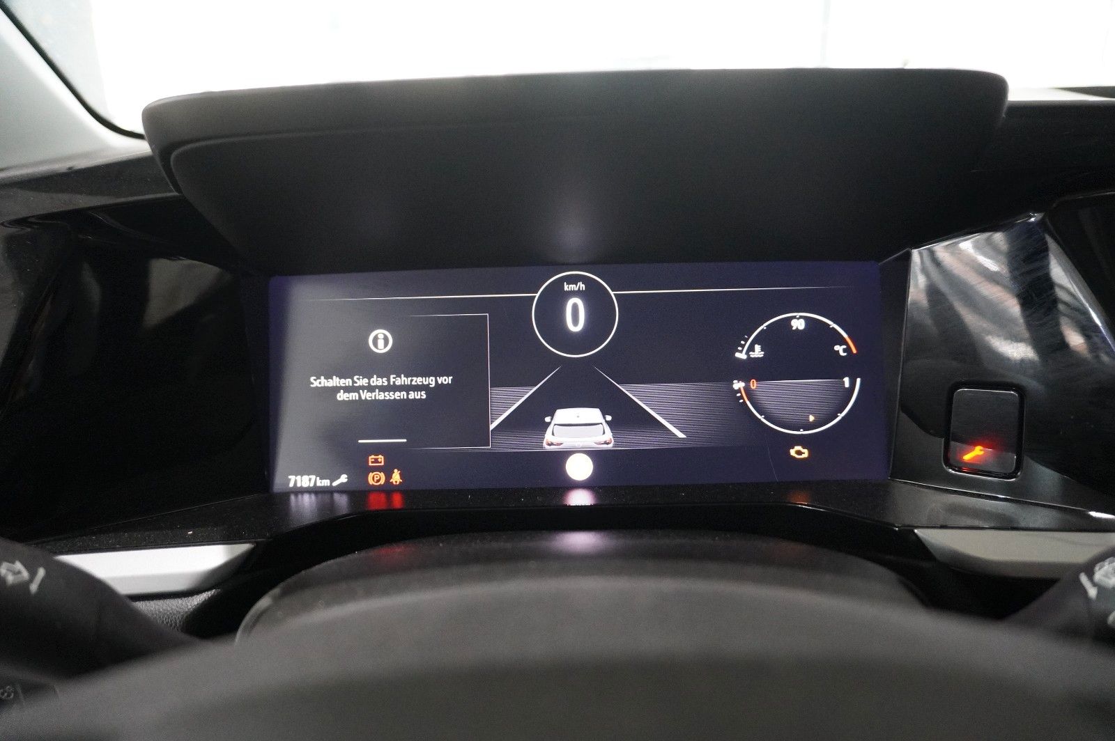 Fahrzeugabbildung Opel Grandland (X) 1.2T GS SPORT NAVI/LED/VIRT./DAB+