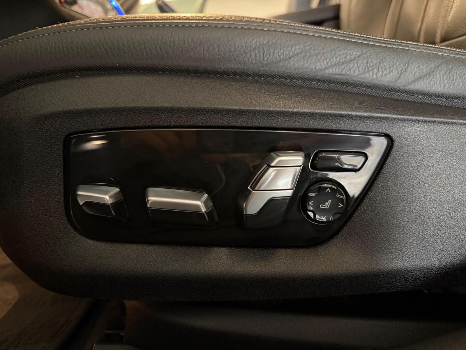 BMW 530 i Luxury Line H-KARDON/CAM/ACC/AHK/LEDER