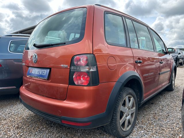 MYAUTOCENTER – Gebraucht- und Jahreswagen mit Werkstattservice in Pfaffenhofen Volkswagen Touran CrossTouran *TÜV 032027*KLIMA*