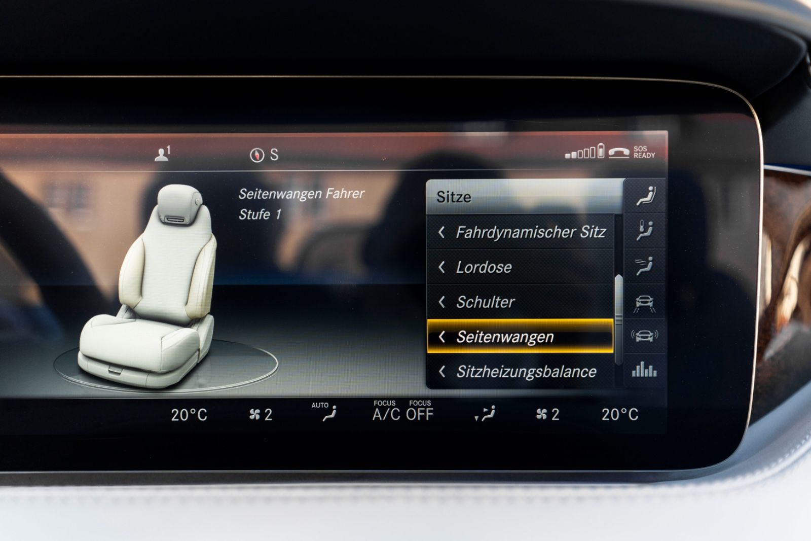 Fahrzeugabbildung Mercedes-Benz S 560 Cabriolet BURMESTER HUD 360° ACC LUFT TOTW