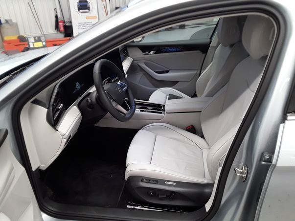 Volkswagen Passat Variant - Bild 6