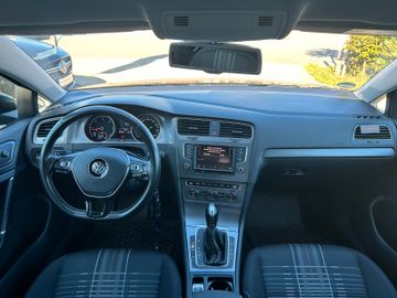 Volkswagen Golf - 12