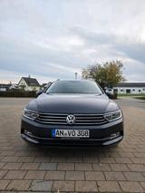 Volkswagen VW Passat B8 1.5 TSI 150PS - Volkswagen Passat mit Benzin-Antrieb: Kombi, 1.8