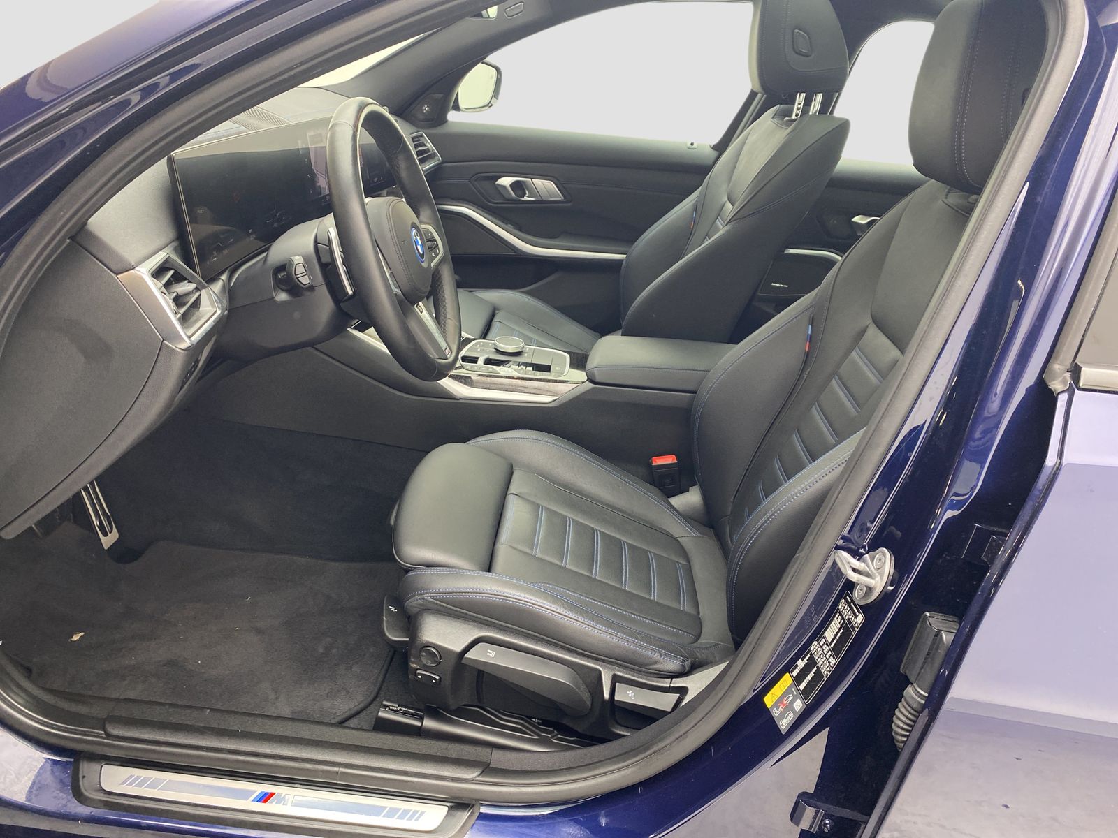 BMW 330e xDrive Limousine M Sport Driv.Assist.Prof foto 6