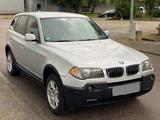 BMW X3 2.5i Automatik PDC vo+hi +AHK / e83 Motor M54 - BMW X3 aus 2004: 2.5