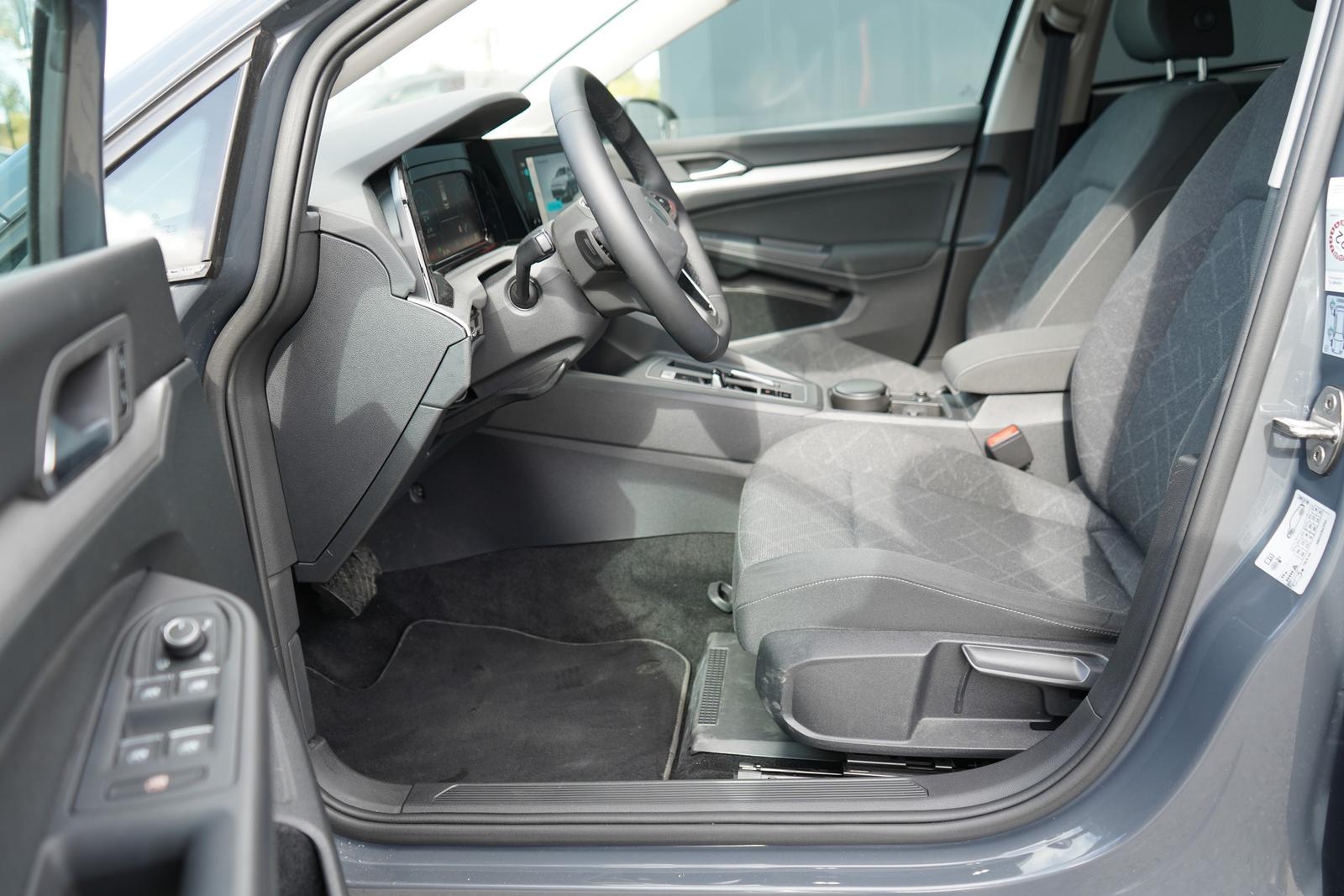 Volkswagen Golf VIII Variant Life eTSI LED Navi App-Connect