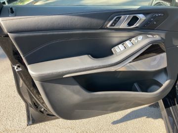 BMW X7 - 12