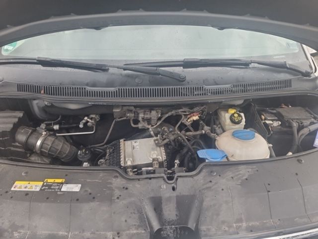 Fahrzeugabbildung Volkswagen Multivan T6.1 2.0 TDI DSG 4Motion Comfortline AH