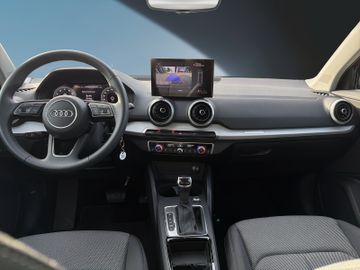 Audi Q2 35 TFSI S-LIne KAMERALEDTEMPOMAT