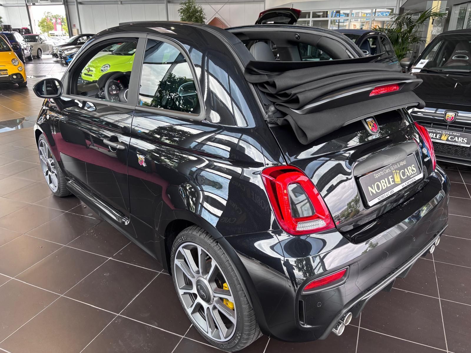 Fahrzeugabbildung Abarth 695C Turismo BEATS NAVI LEDER ALU