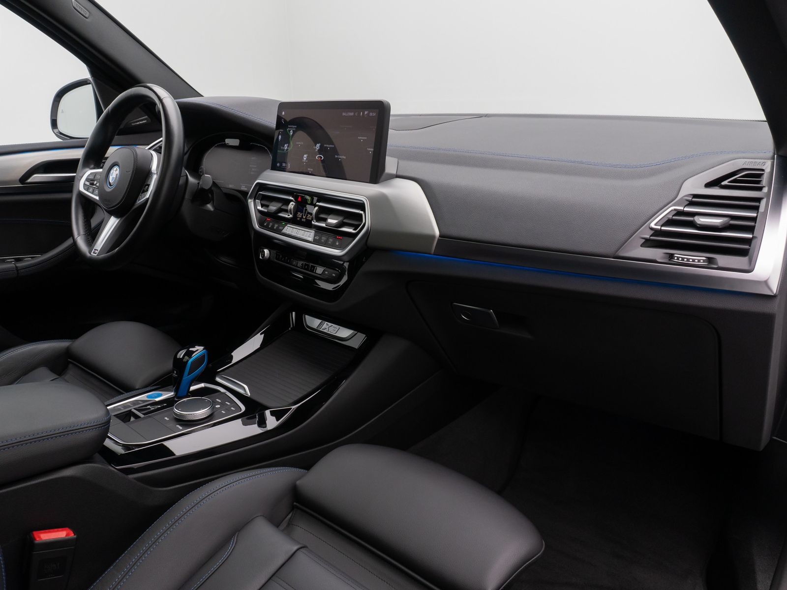 Fahrzeugabbildung BMW iX3 Impressive 360° HUD DAB H/K HUD AHK Panorama