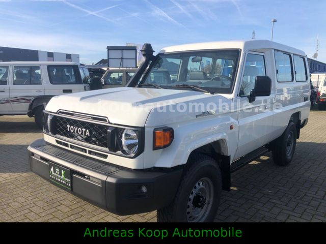 Toyota Land Cruiser GRJ 78 4,0i V6 Automatik MY24SOFORT