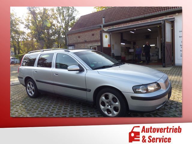 Volvo V 70 2.4 Autom.,Klimaaut.,Tempom.,Sitzh., P-Dach