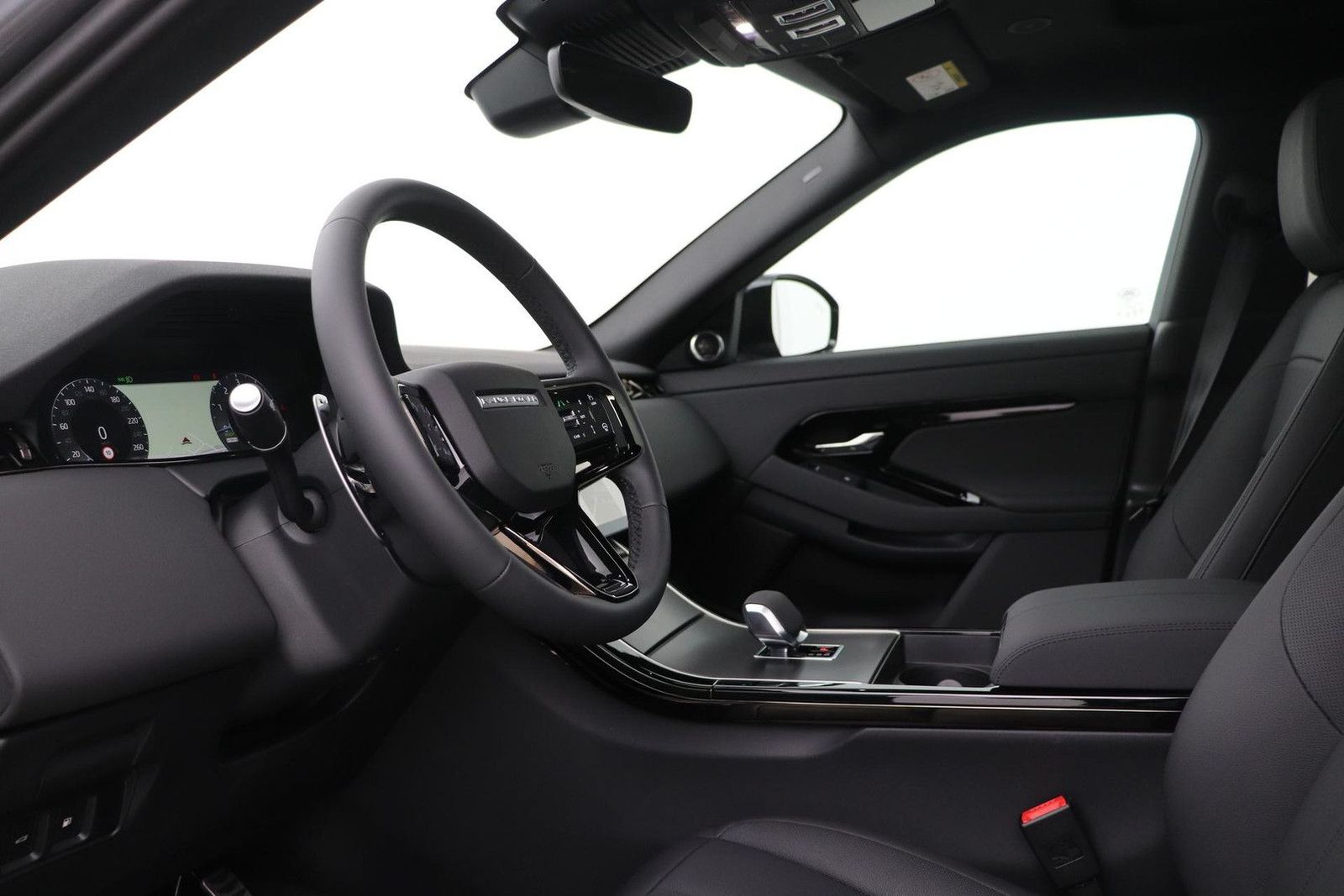 Land Rover Range Rover Evoque P270e Dynamic SE | Black Pack imagem 3