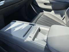 KIA EV9 AWD GT-LINE LAUNCH ED. 6S SWIVEL KIA EV9 AWD GT-LINE LAUNCH ED. 6S SWIVEL