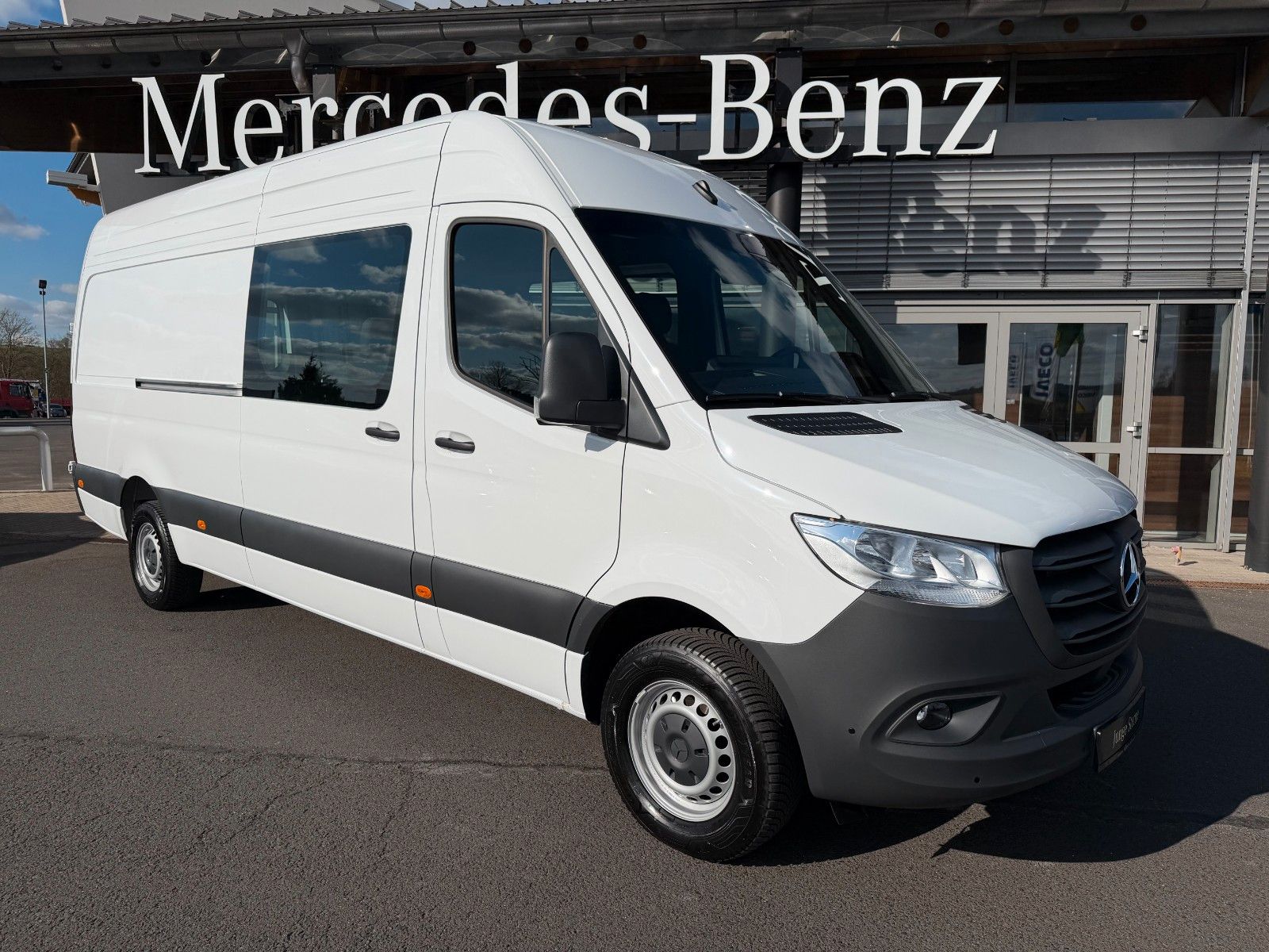 Fahrzeugabbildung Mercedes-Benz Sprinter 317 CDI Mixto/DoKa Standheizung