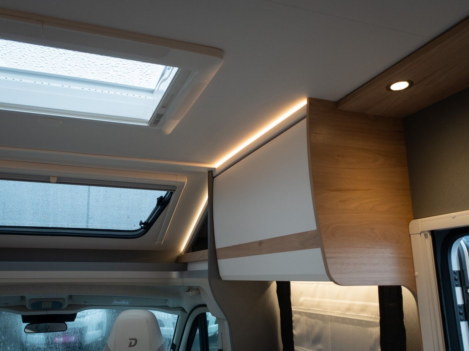 Fahrzeugabbildung Dethleffs Just Camp Active T 7052 DBL ACC-Paket/Automatik