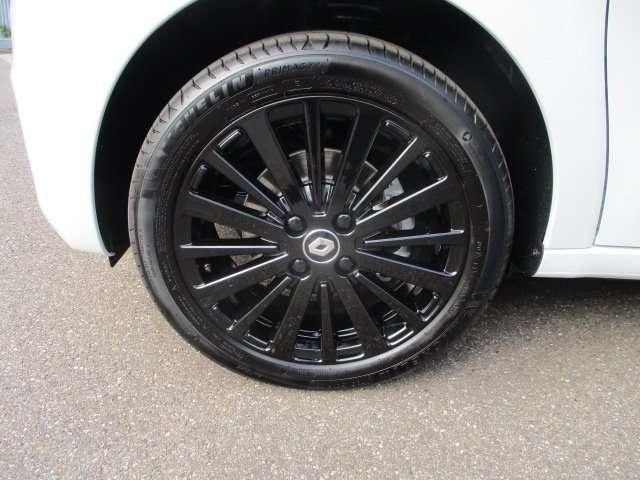 Fahrzeugabbildung Renault Twingo Urban Night SCe 65