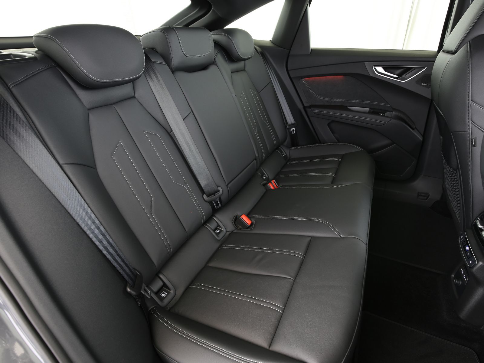 Audi Q4 - Bild 15