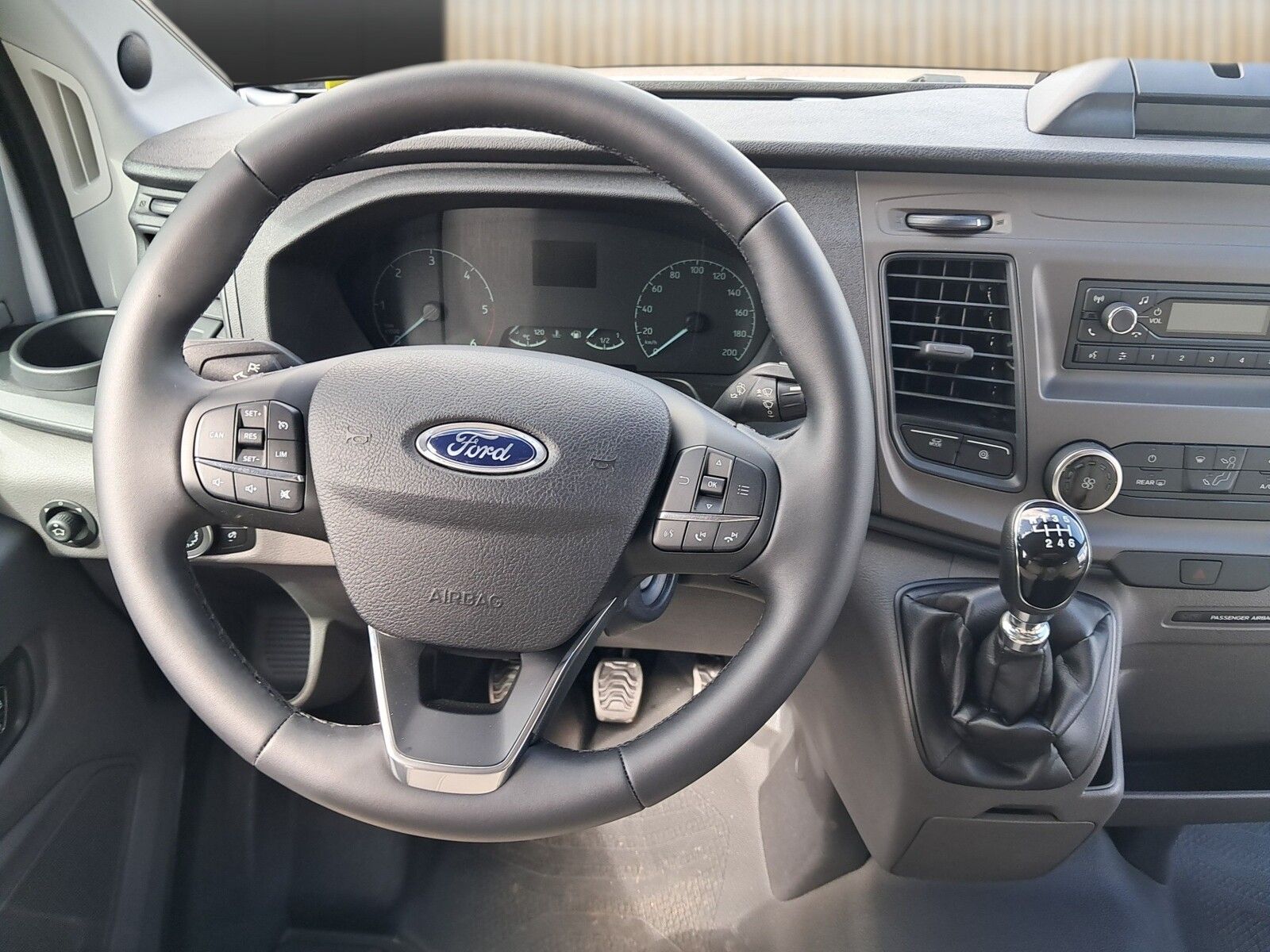 Fahrzeugabbildung Karmann Dexter 4x4 DE 560 AW Allrad 4x4, Rückfahrkamera