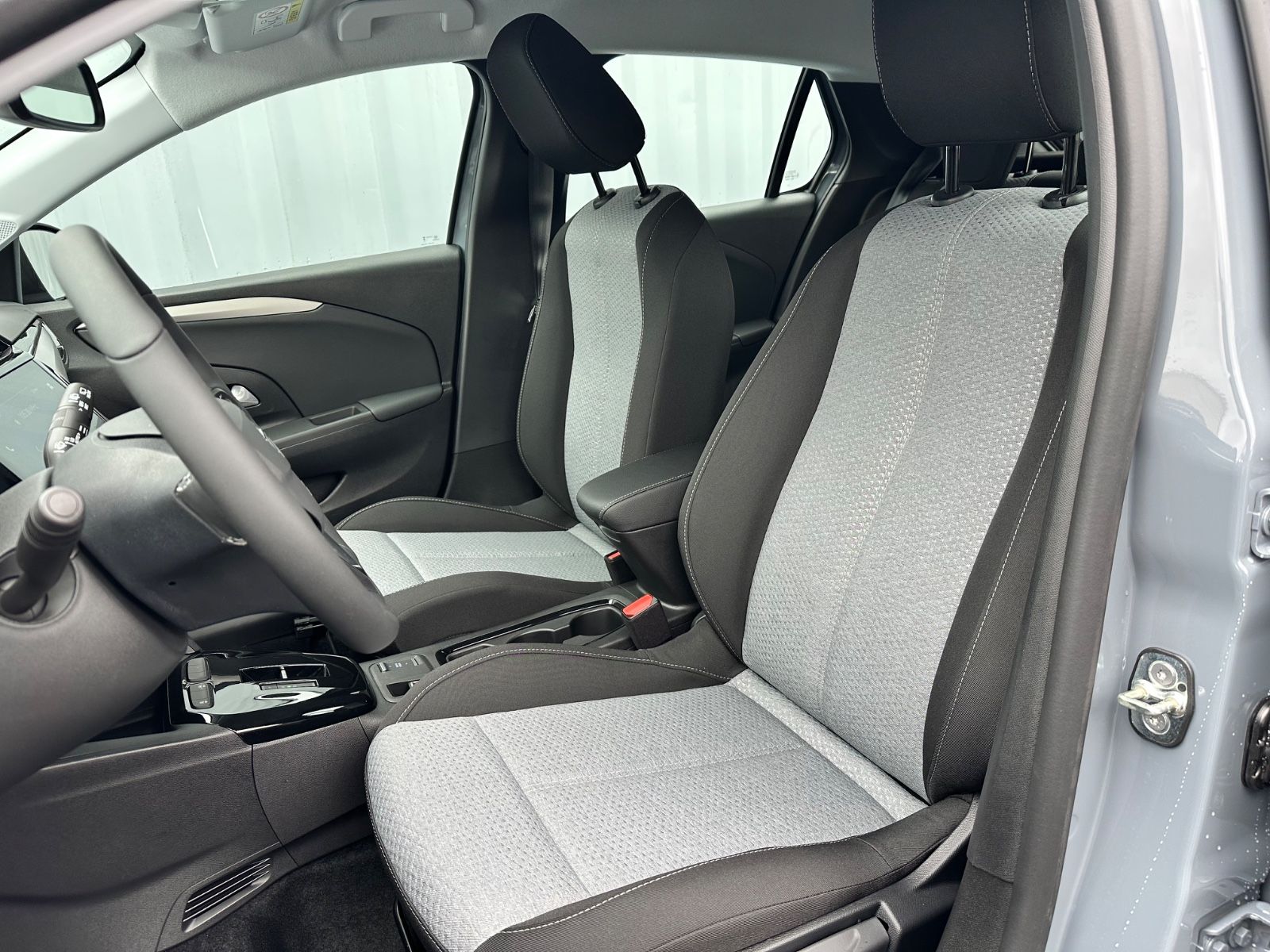 Fahrzeugabbildung Opel Corsa Edition 48V Hybrid Allw.*Sitzh.*Komfortp.