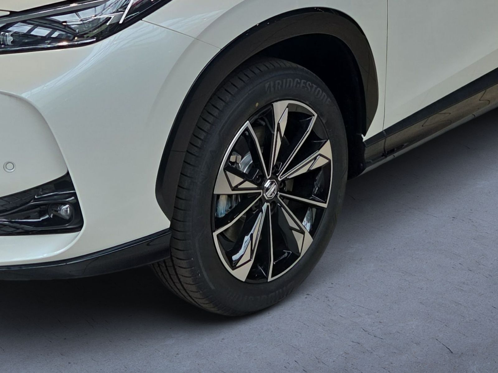 Fahrzeugabbildung MG HS 1.5 GDI Hybrid+ Luxury Autom. *NAVI*KLIMA*SIT