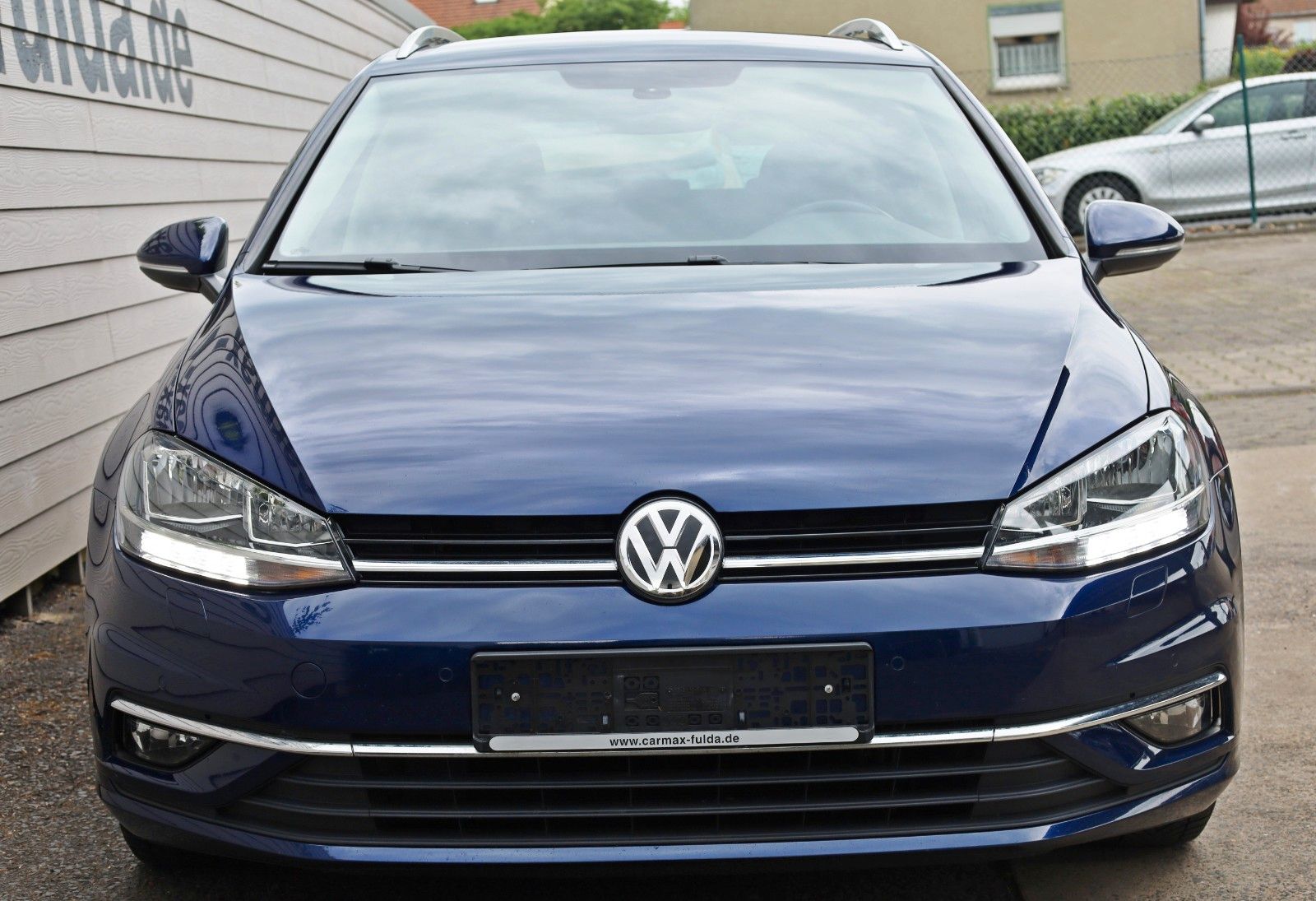 Fahrzeugabbildung Volkswagen Golf VII Variant Sound R Line ACC,LED,SH,Kamera