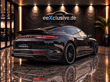 Porsche Panamera - 3