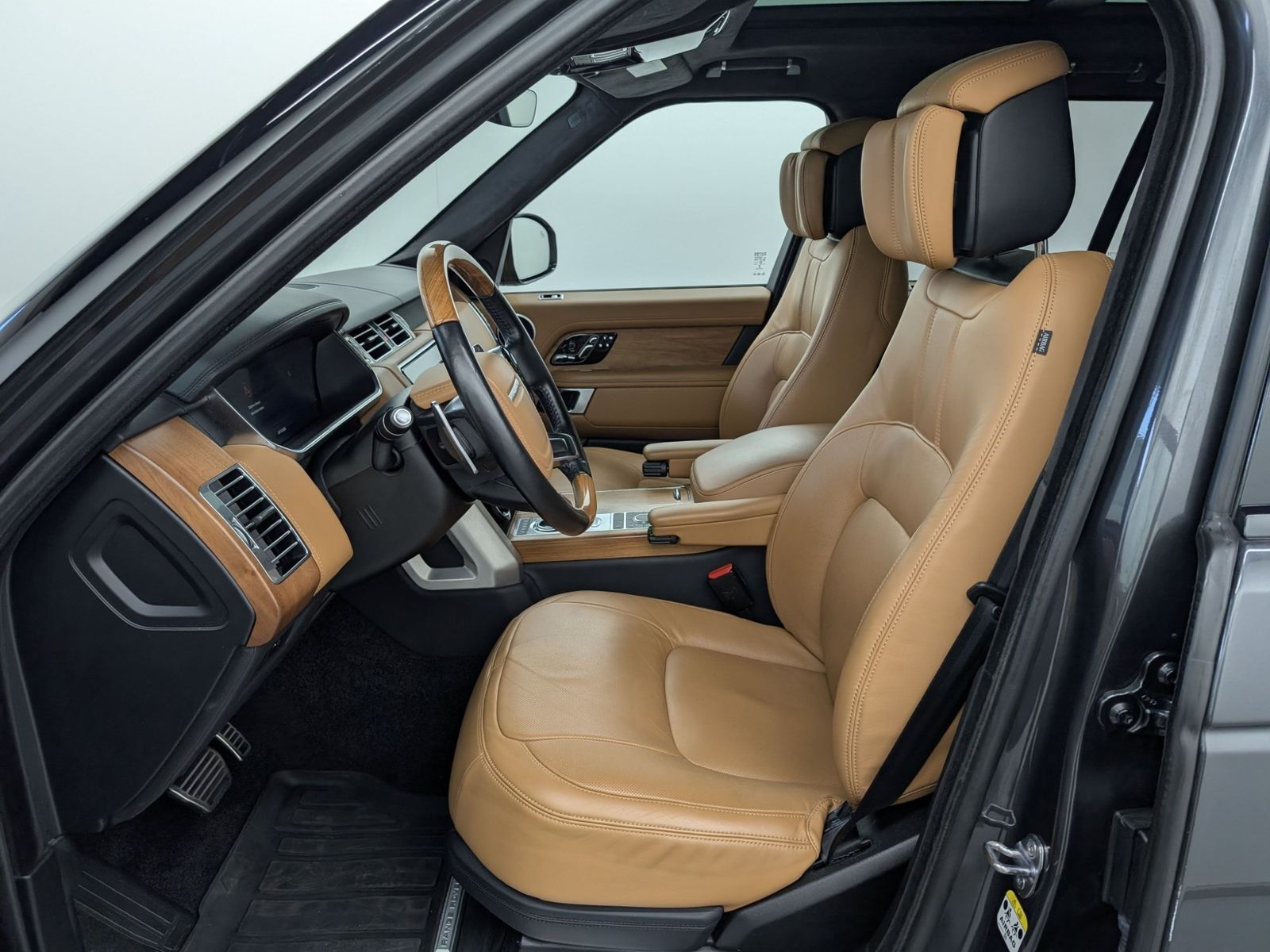 LAND ROVER Range Rover 4.4 SDV8 Autobiography Pano LED – Bild 8