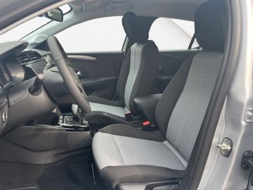 Fotografie 13 des Opel Corsa F 1.2 75ps Allwetter Tech-Paket Sitzhzg