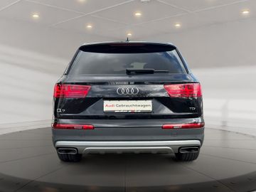 Audi Q7 - 6