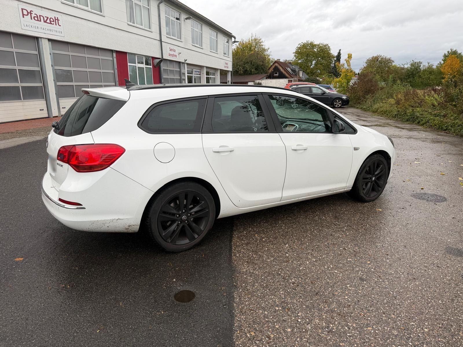 Opel Astra 2015 — photo 5