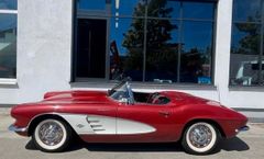 CORVETTE Corvette C1 Cabrio 283 cui * Einspritzer